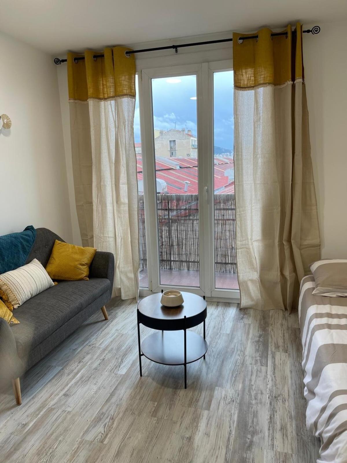 Air-conditioned In Marseille