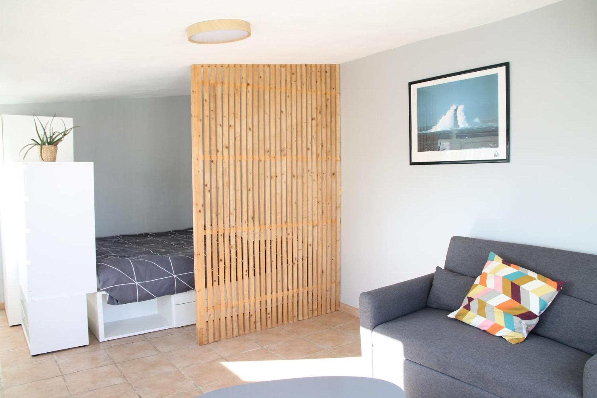 Vue Pointe Rouge, 50m Apartment *