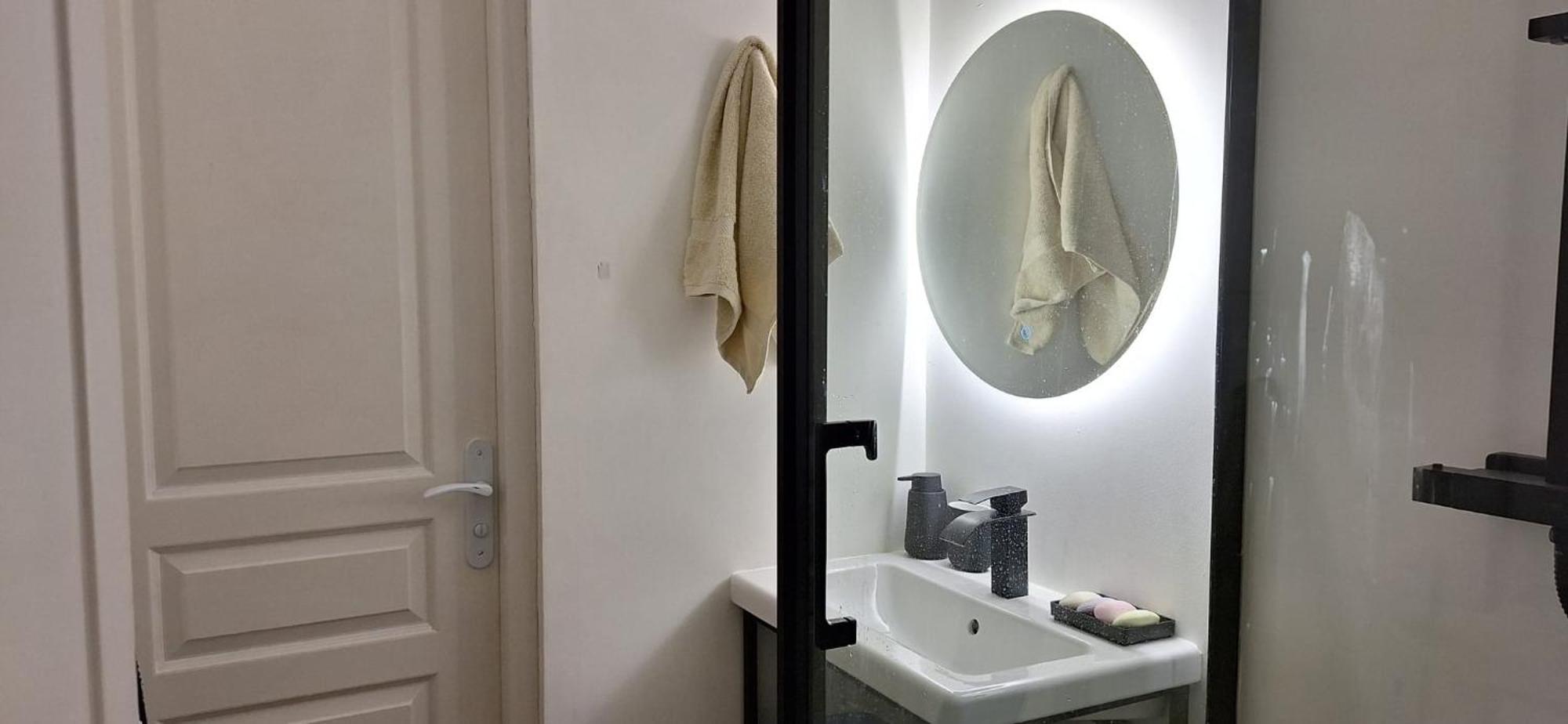 Maison Romane Apartamento *