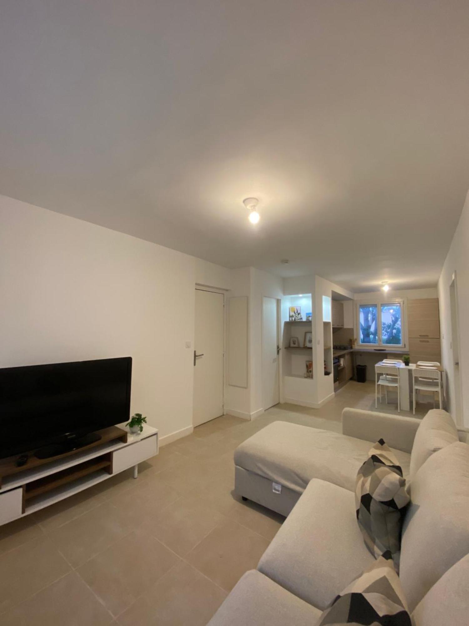 Apartment Joli Proche De La