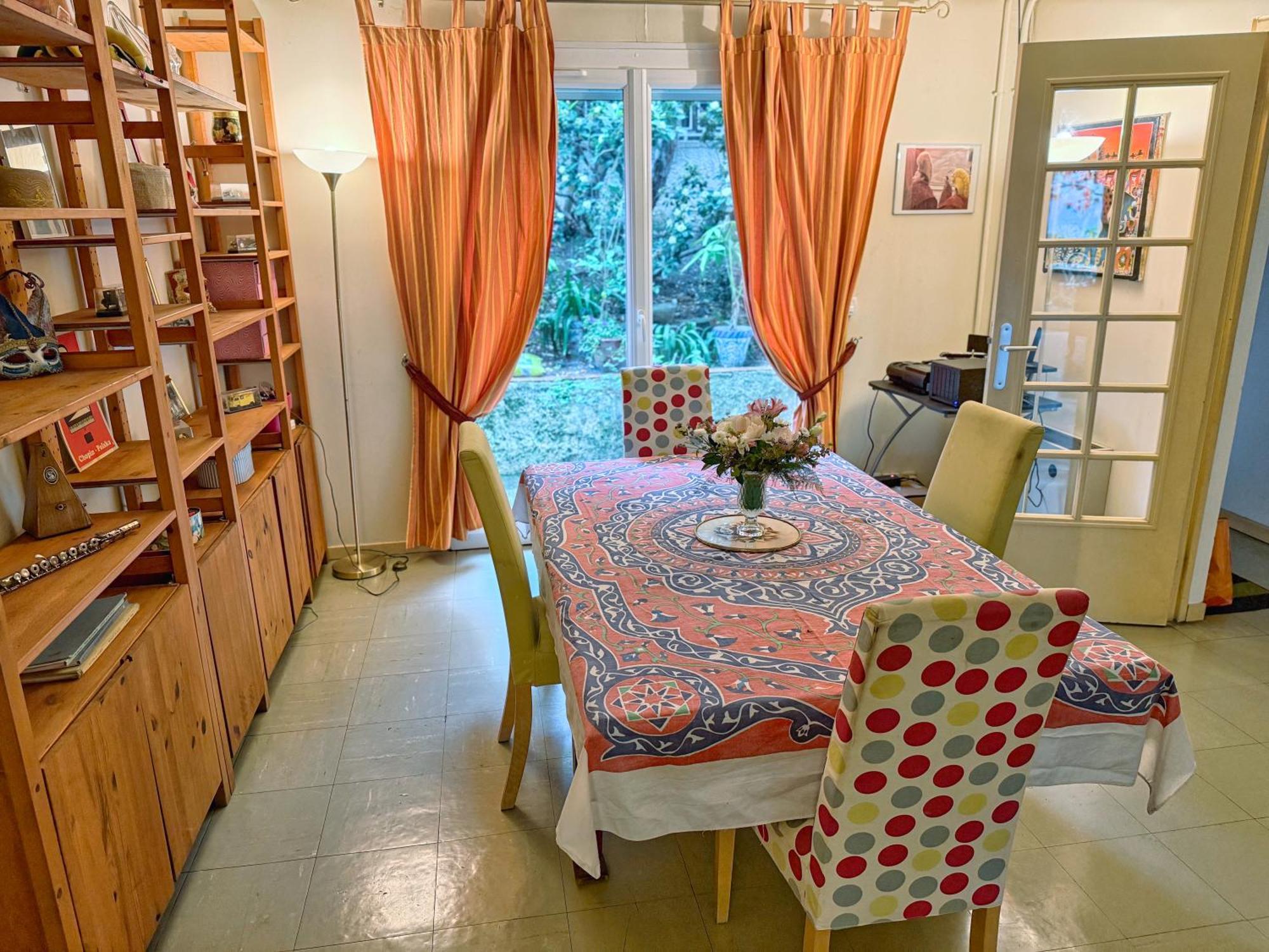 Maison Au Calme Avec Jardin Villa *