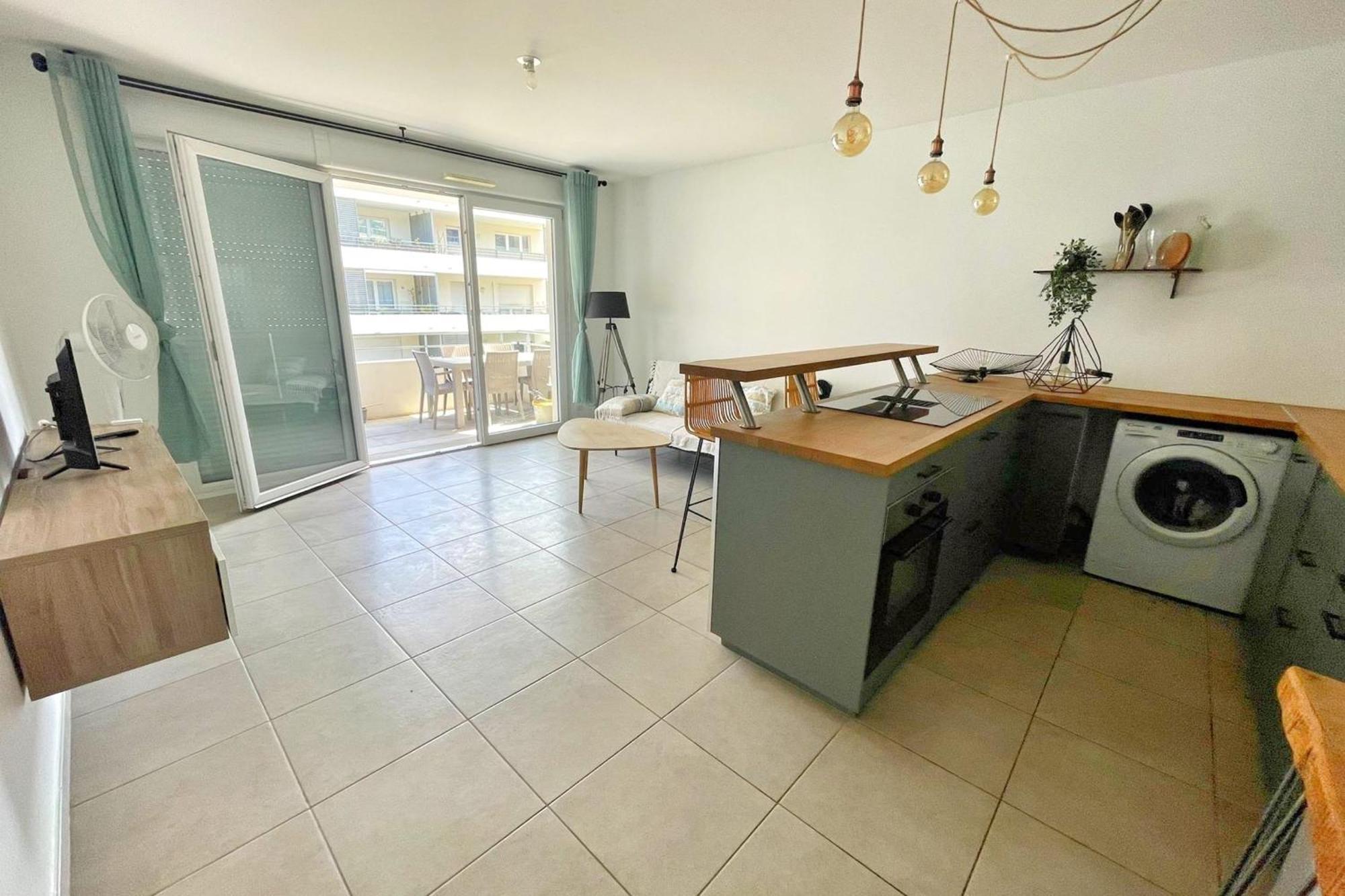 Beautiful For 3 With Balcony *