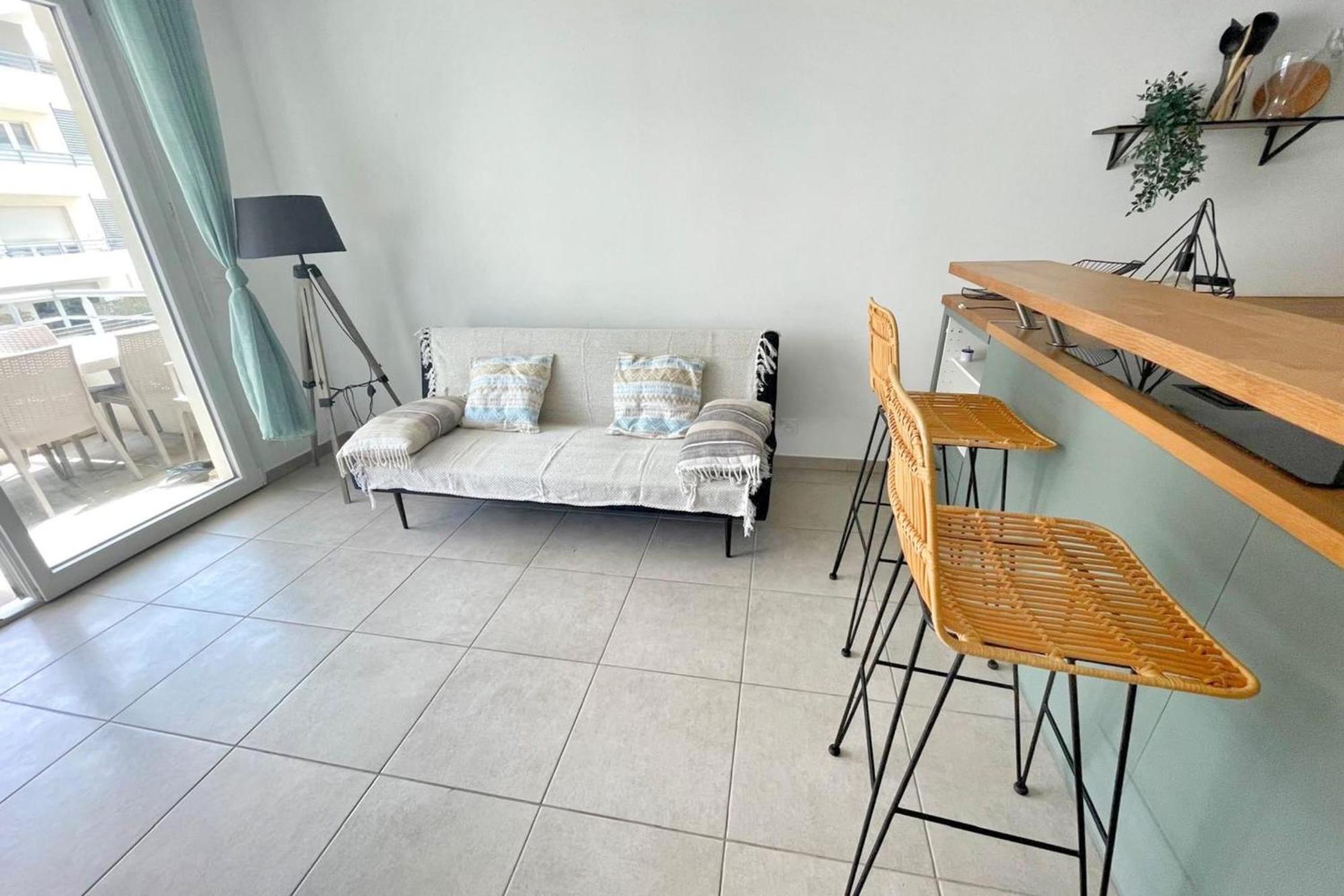 Beautiful For 3 With Balcony Apartment Marseille