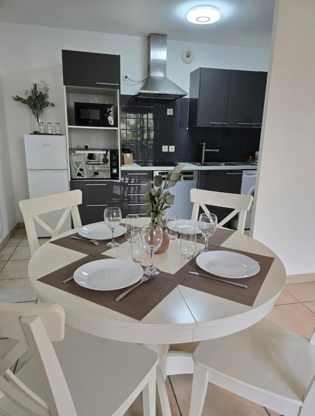 Evasion Chic - Plages Terrasse, Clim 2 ,parkings * Marselha
