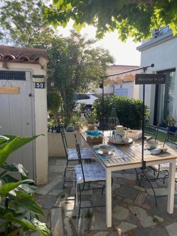 Bed and breakfast A L'ombre Du Platane