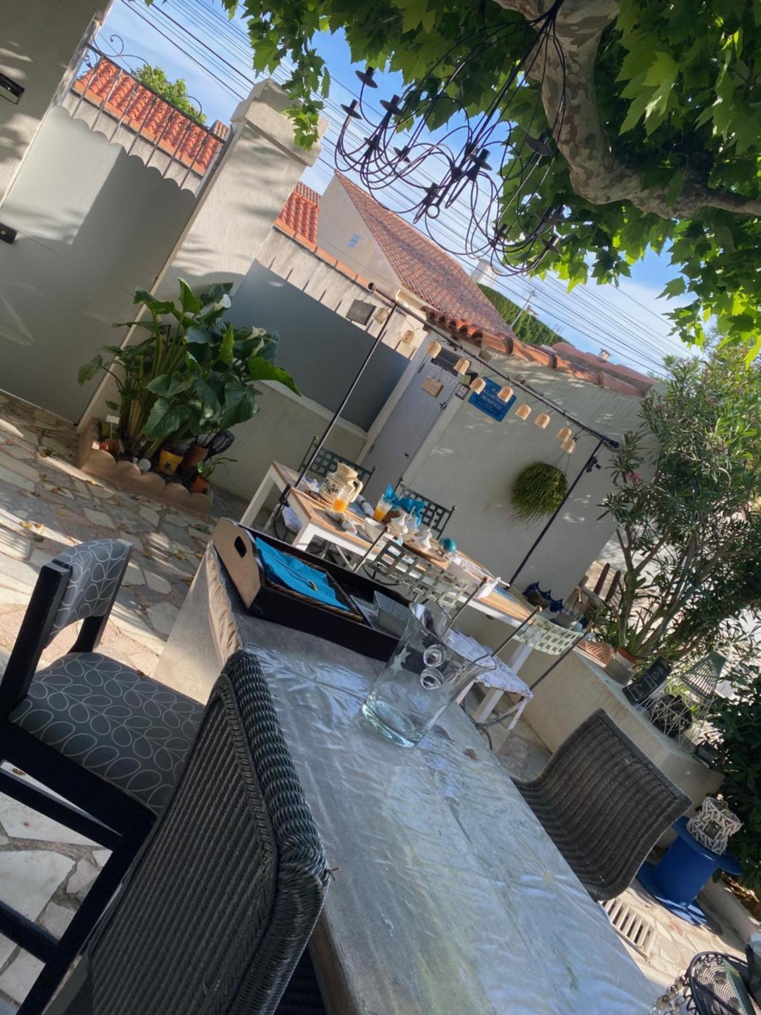 Bed and breakfast A L'ombre Du Platane