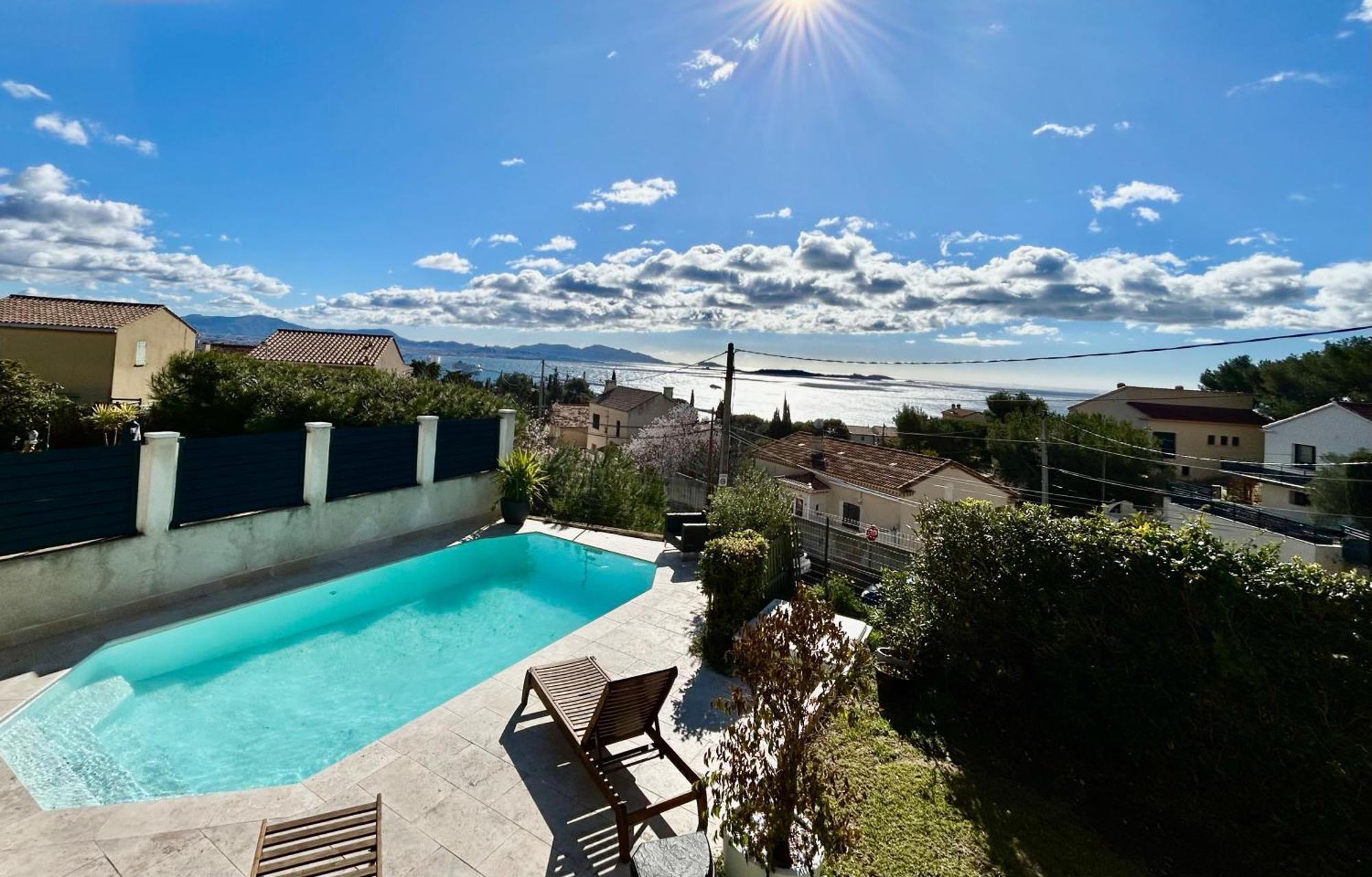 Maison Entierement Climatisee Vue D'exception Et Rade De Avec Piscine 8 Personnes *