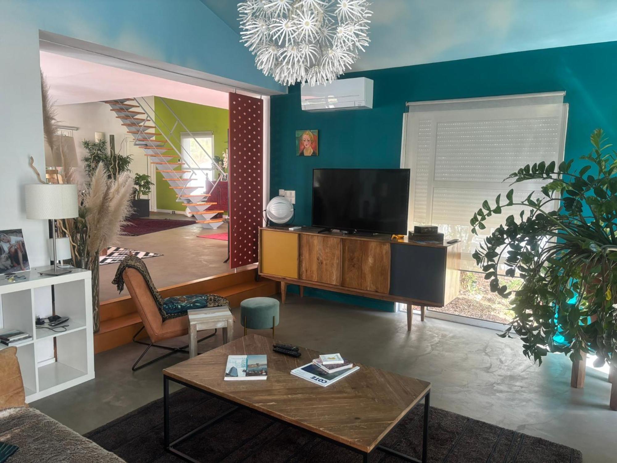 Anne-marie Apartment