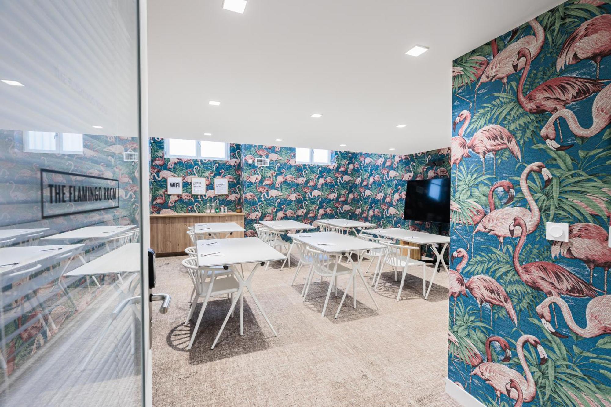 The Babel Community - Republique - Joliette Marselha