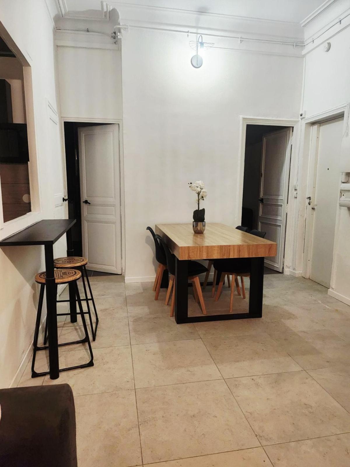 T3 A Marseille-joliette Appartement *