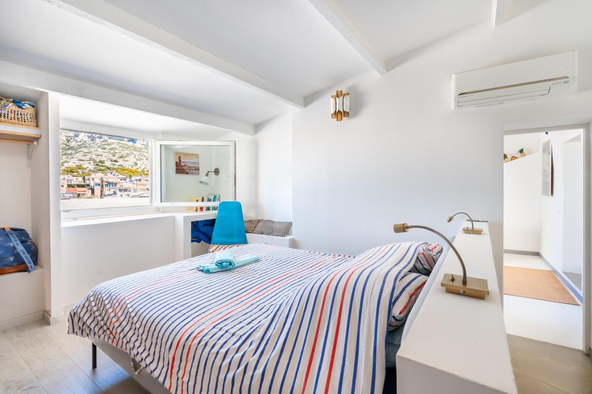 Maison De Charme Au Coeur Des Goudes 5 Pers