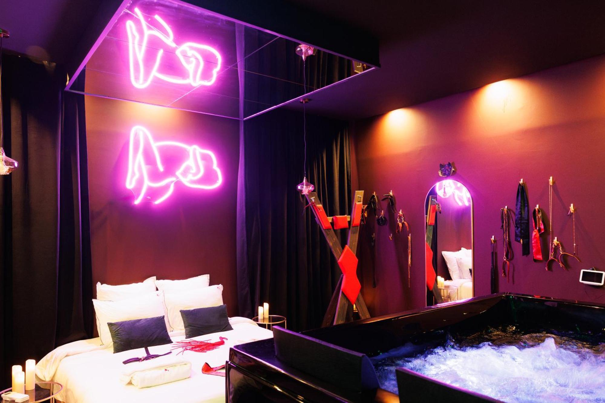 - Aphrodisia Apartment Marseilles