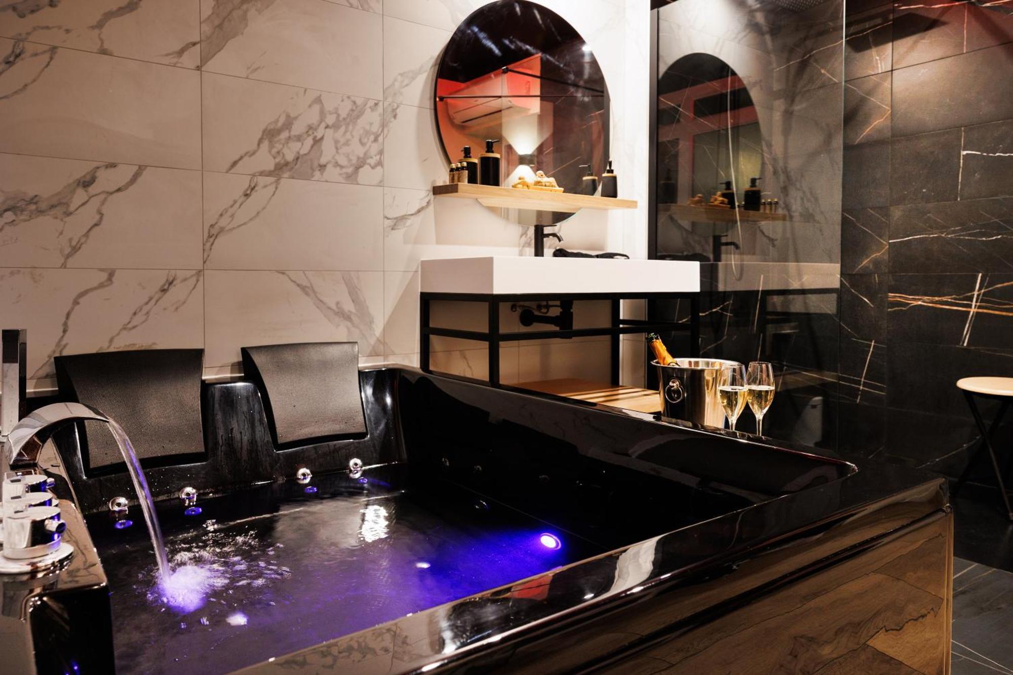 - Orion Apartment *