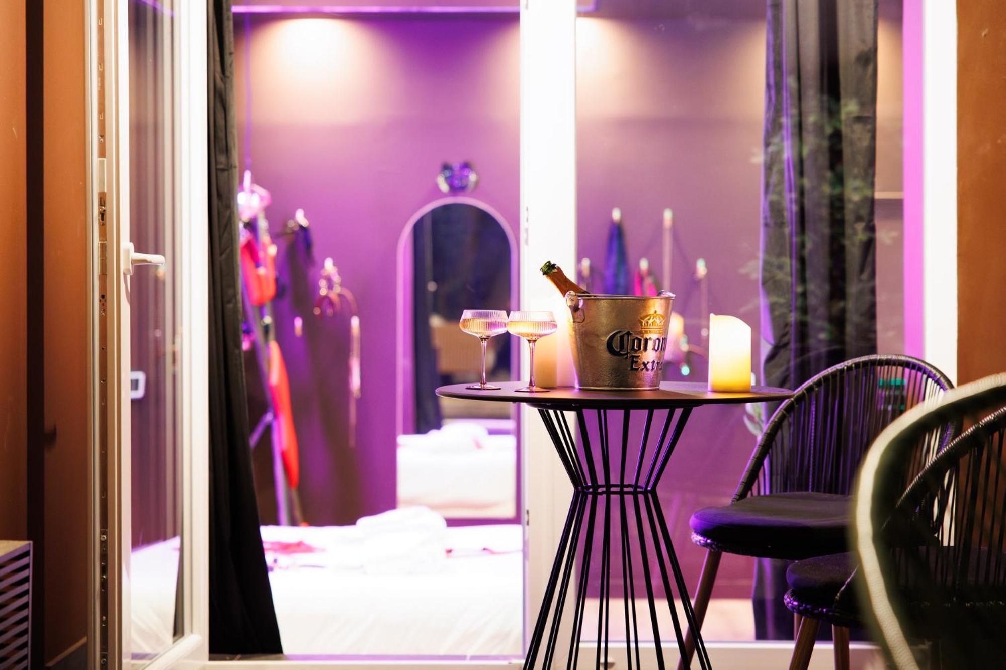 Apartment - Aphrodisia Marseilles