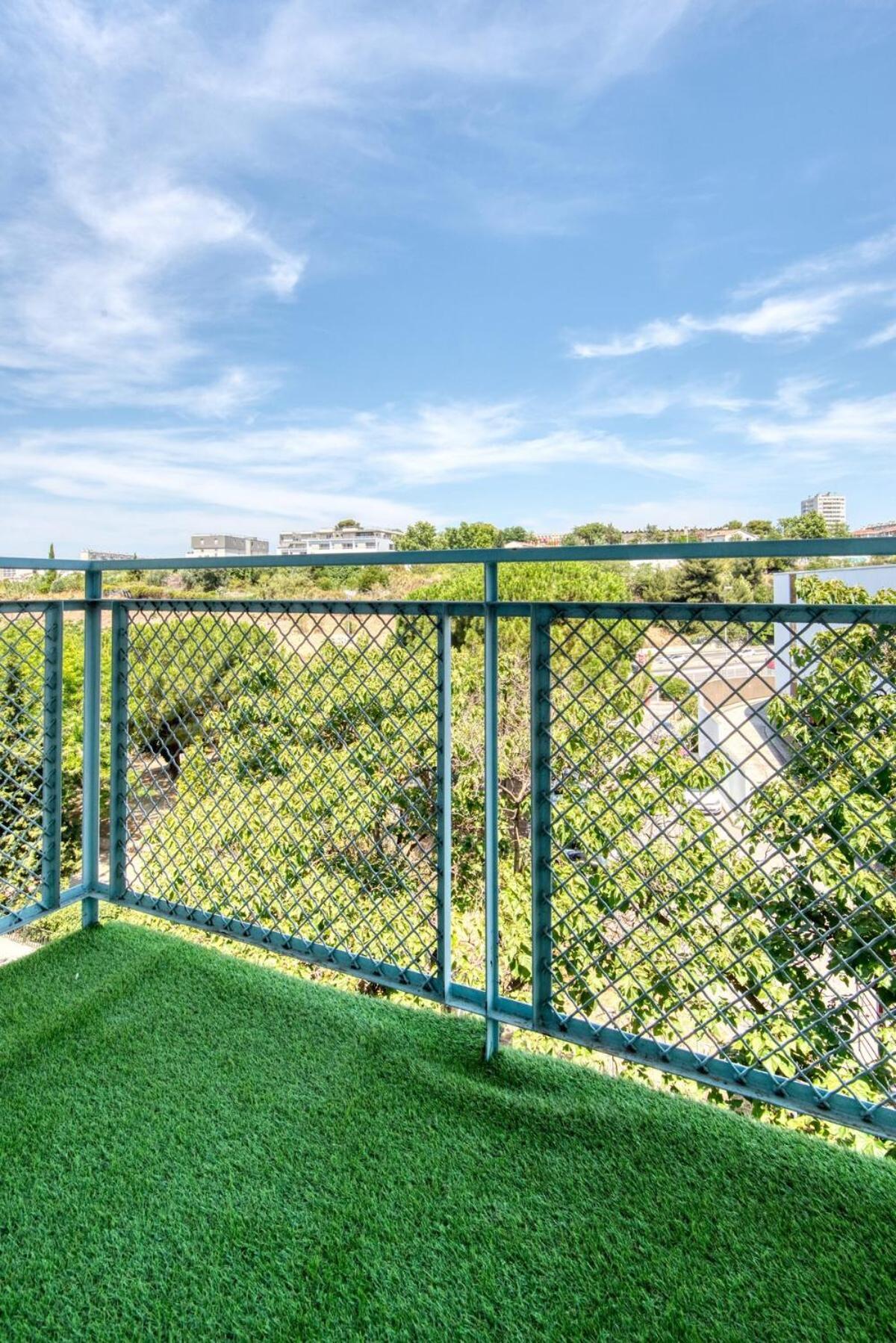 Grand T5 De 103 M2 Au Bd Guigou Avec 4 Balcons Apartment *