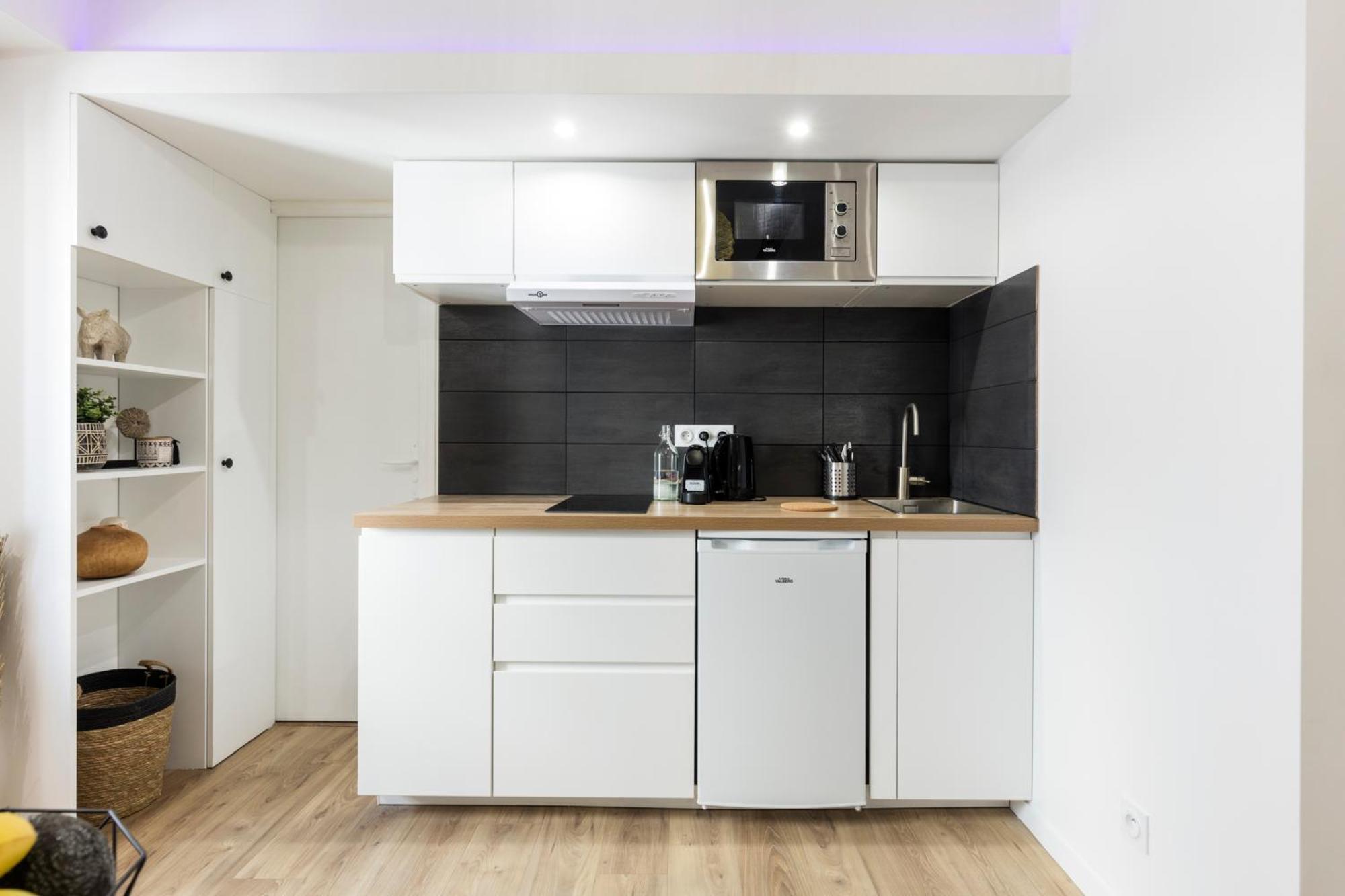 Athenes Apartment *