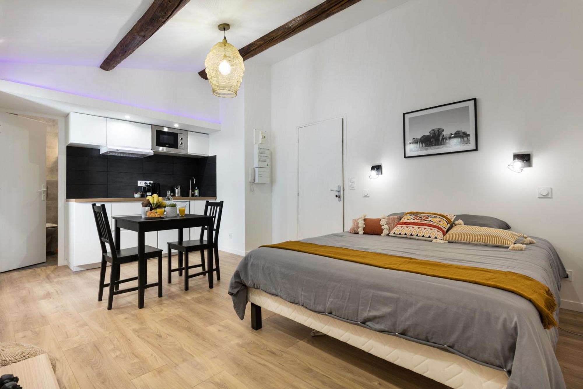 Athenes Apartment