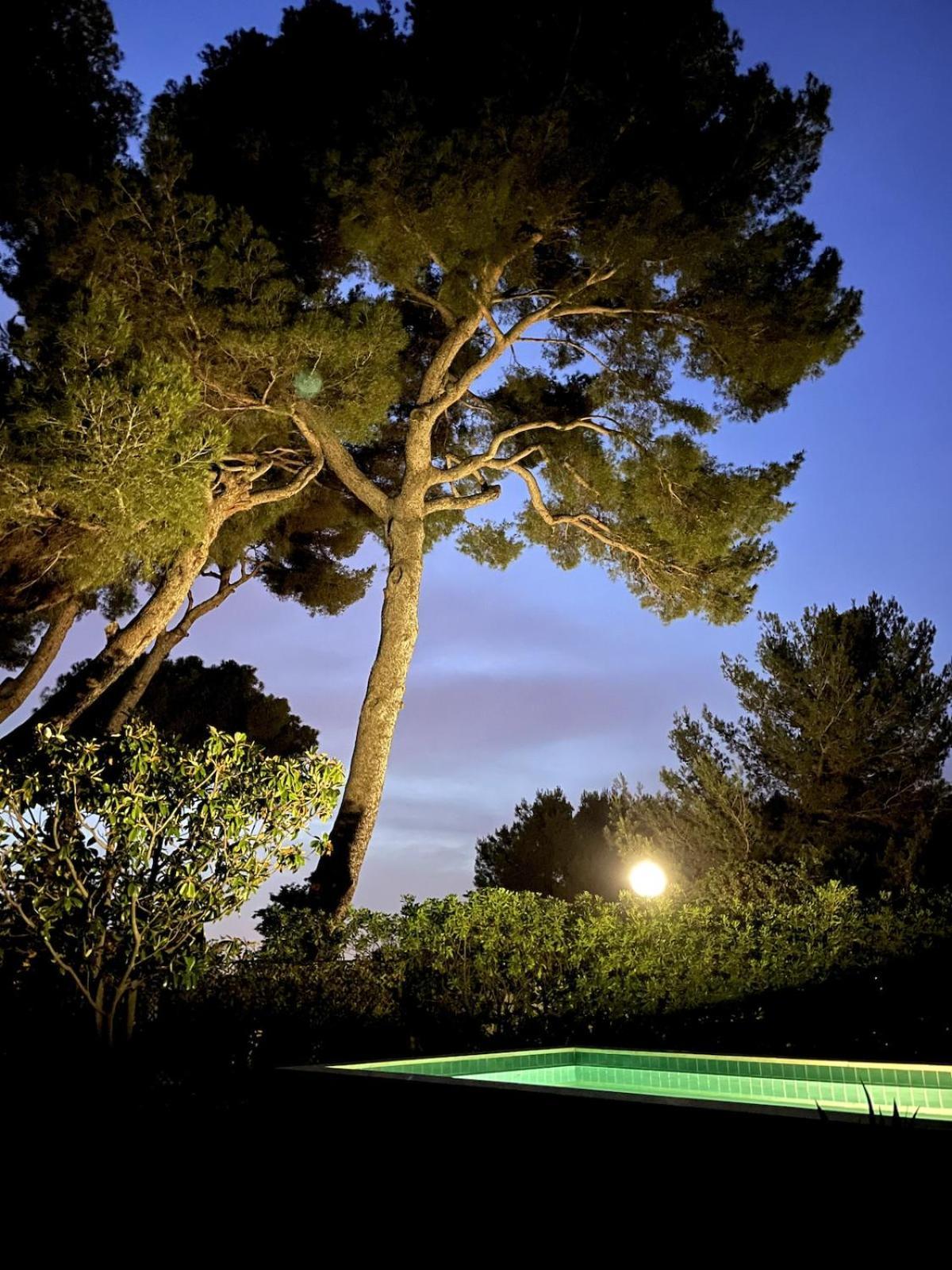 Maison Californienne Avec Piscine Proche De La Villa *
