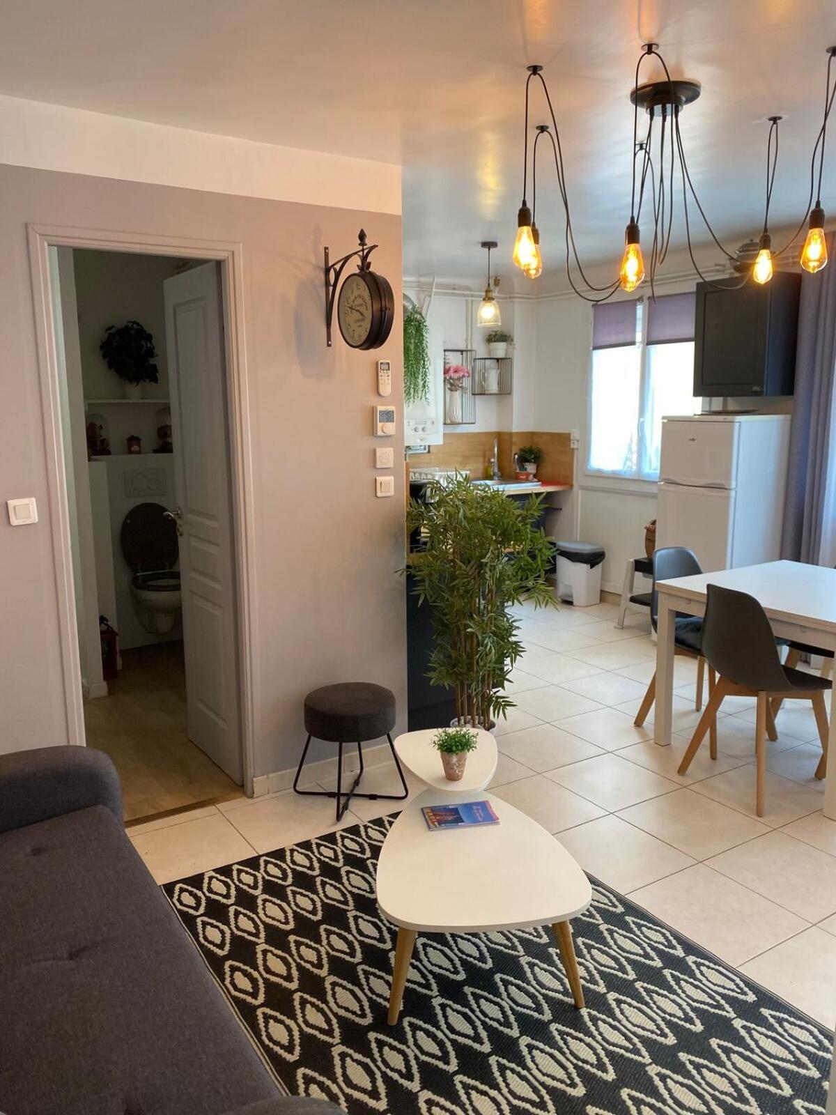 Căn hộ Flcbm - 50 M - Air Conditioning - Parking - 2 Bedrooms Marseille