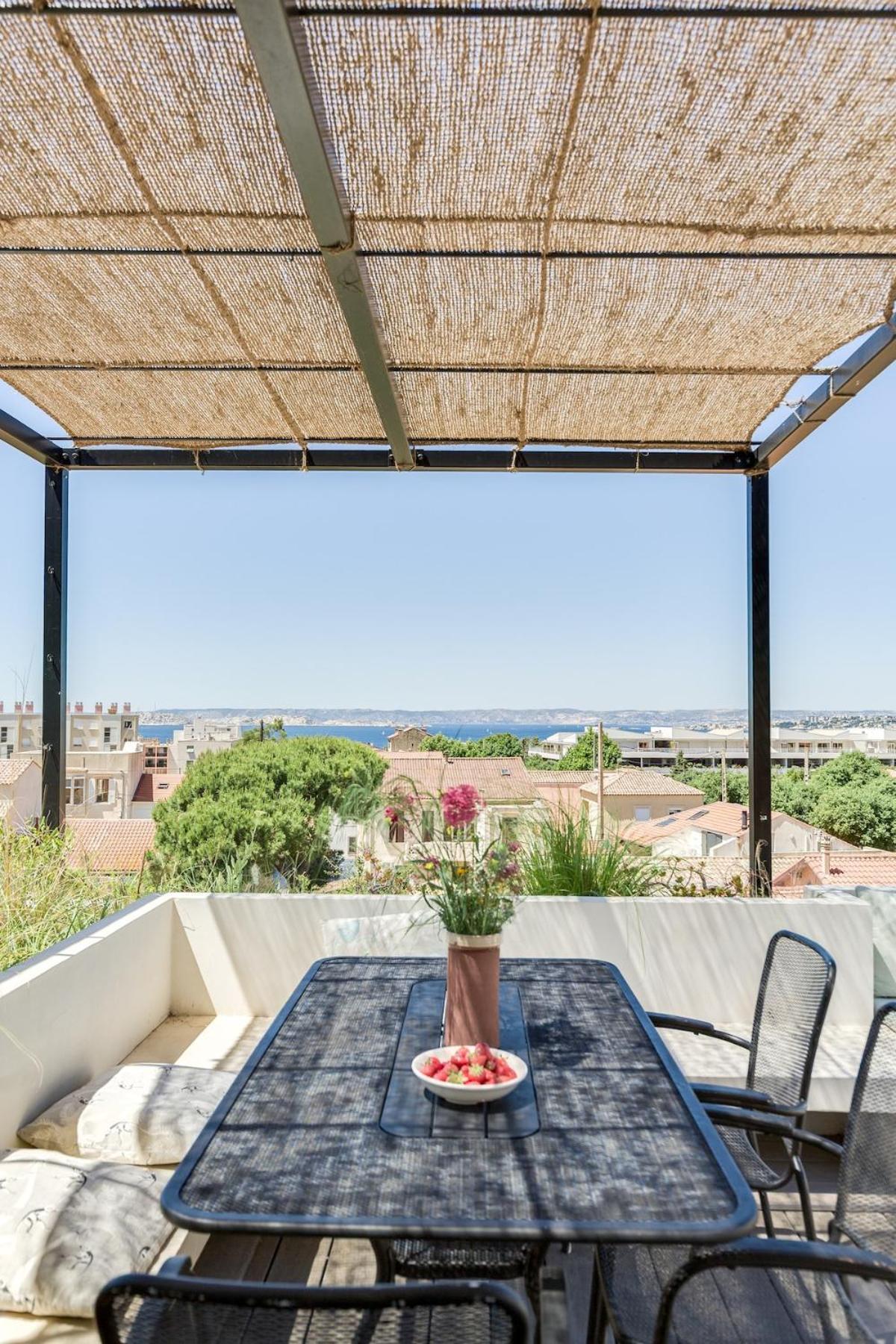 Seaside Architect Contemporary House Marseille