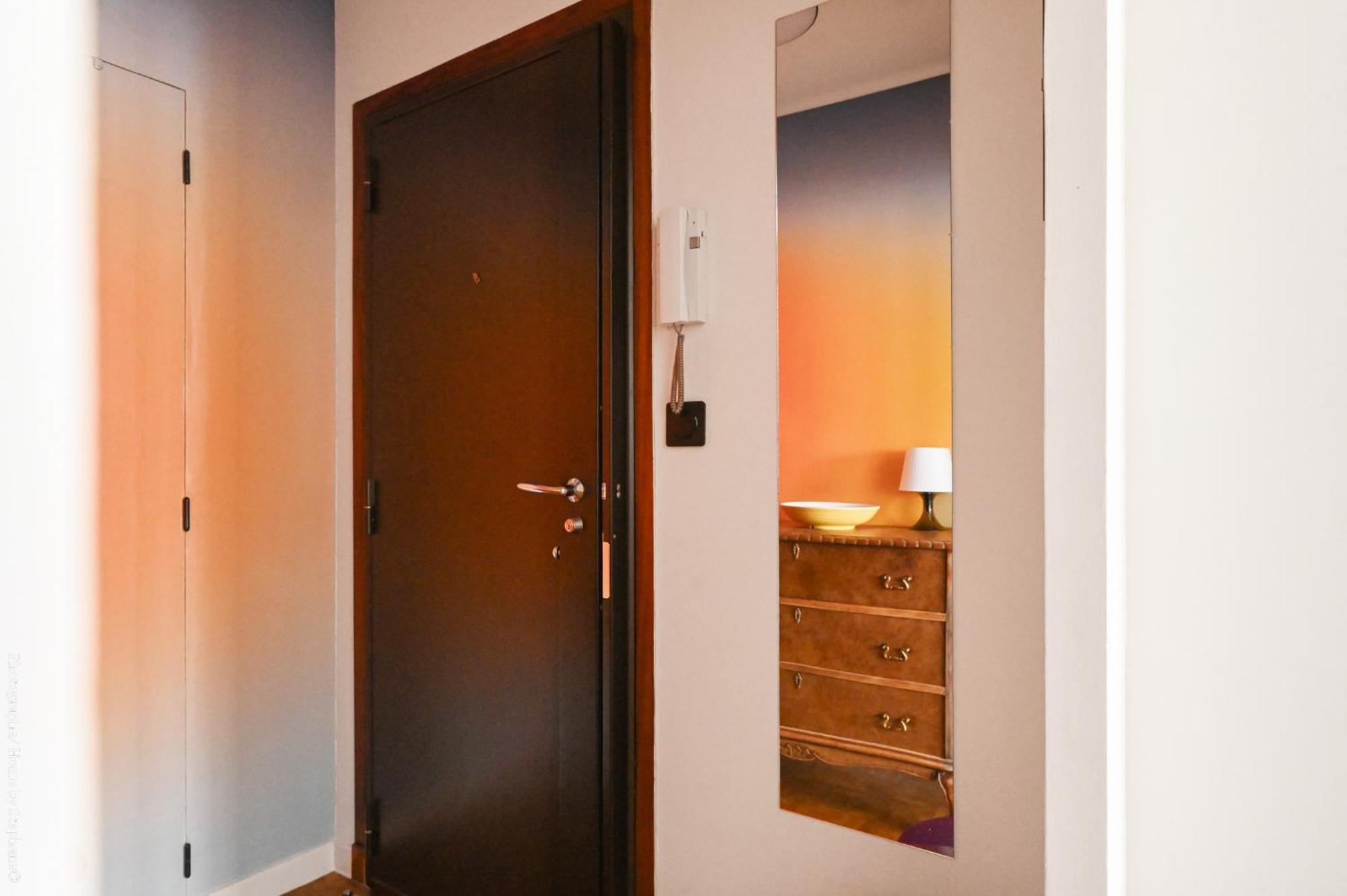 Balcon Filant, Calme & Parking Apartment