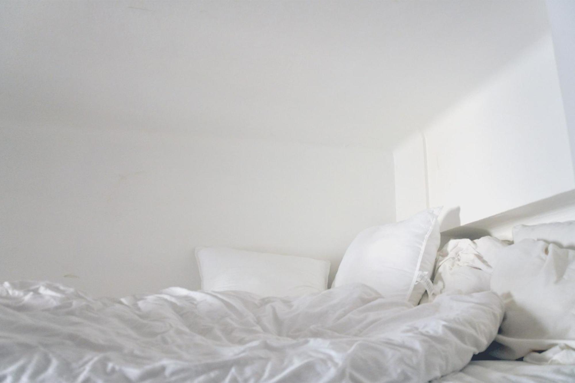 For 2 With Balcony - Near The Apartment *