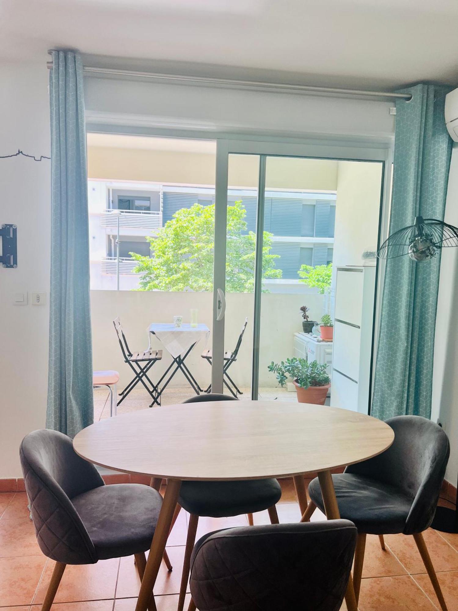 La Major, Urbain + Parking Appartement