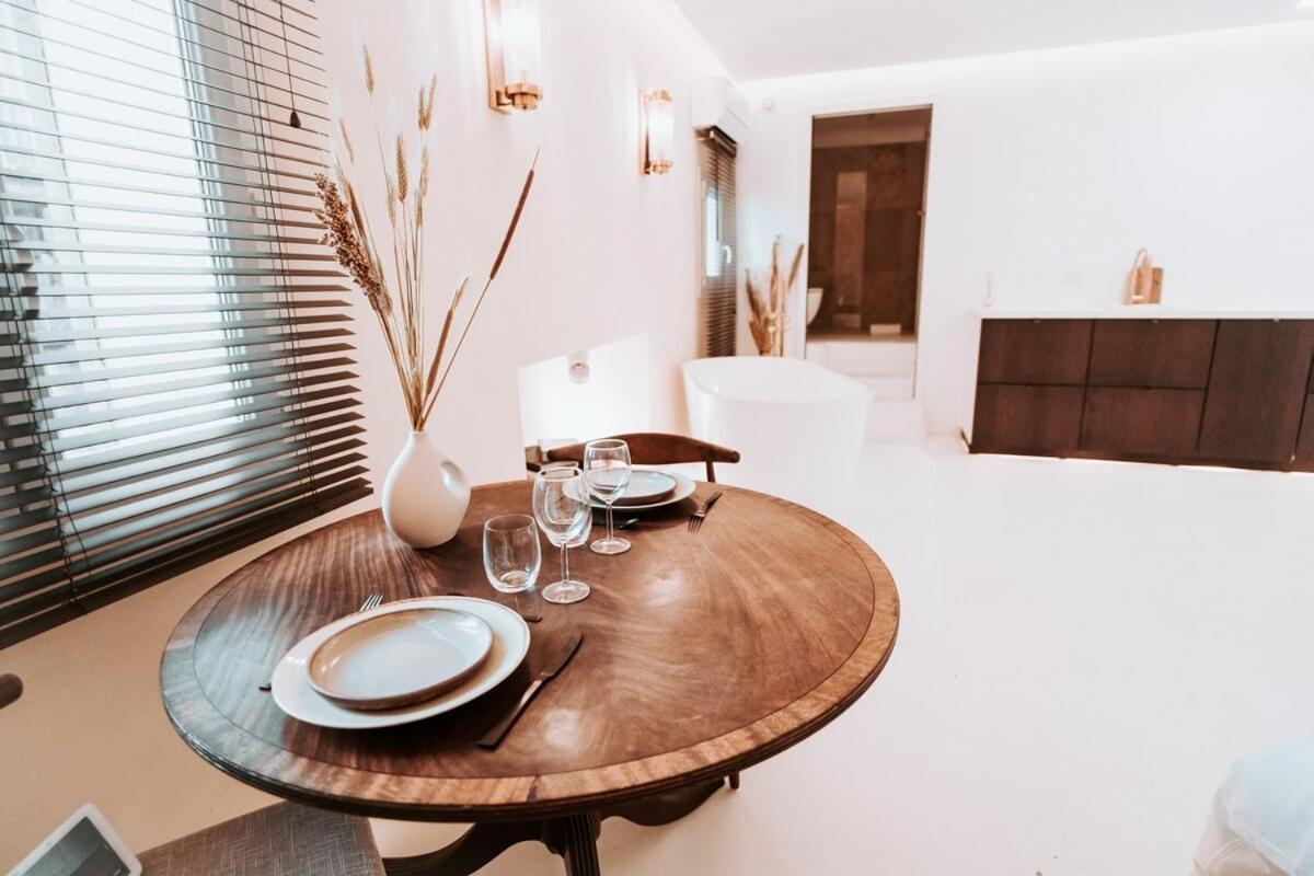 & Balneo Week-end Appartement Marseilles