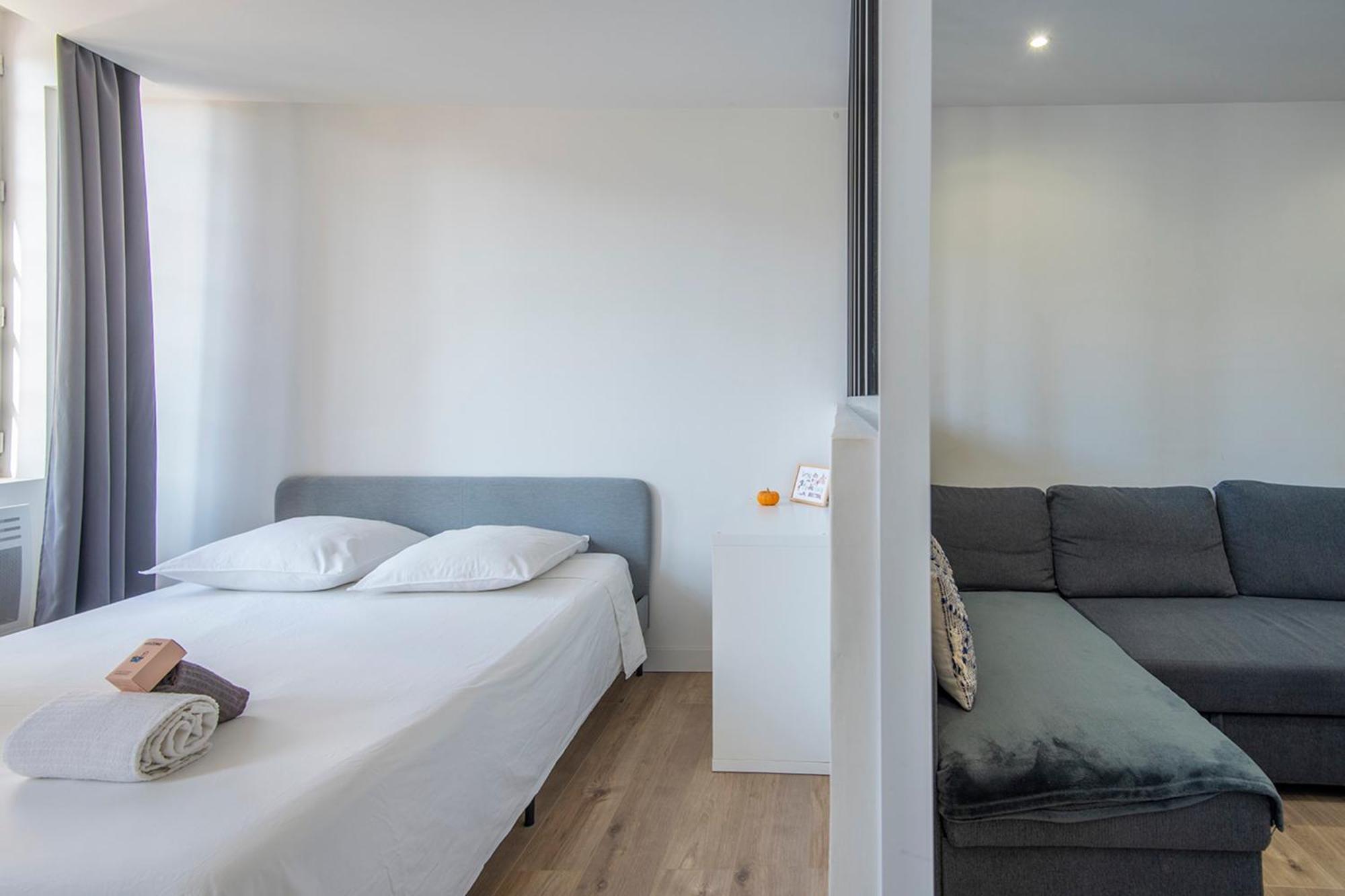 Apartment Superb 56 M Near Vieux-port And The Panier