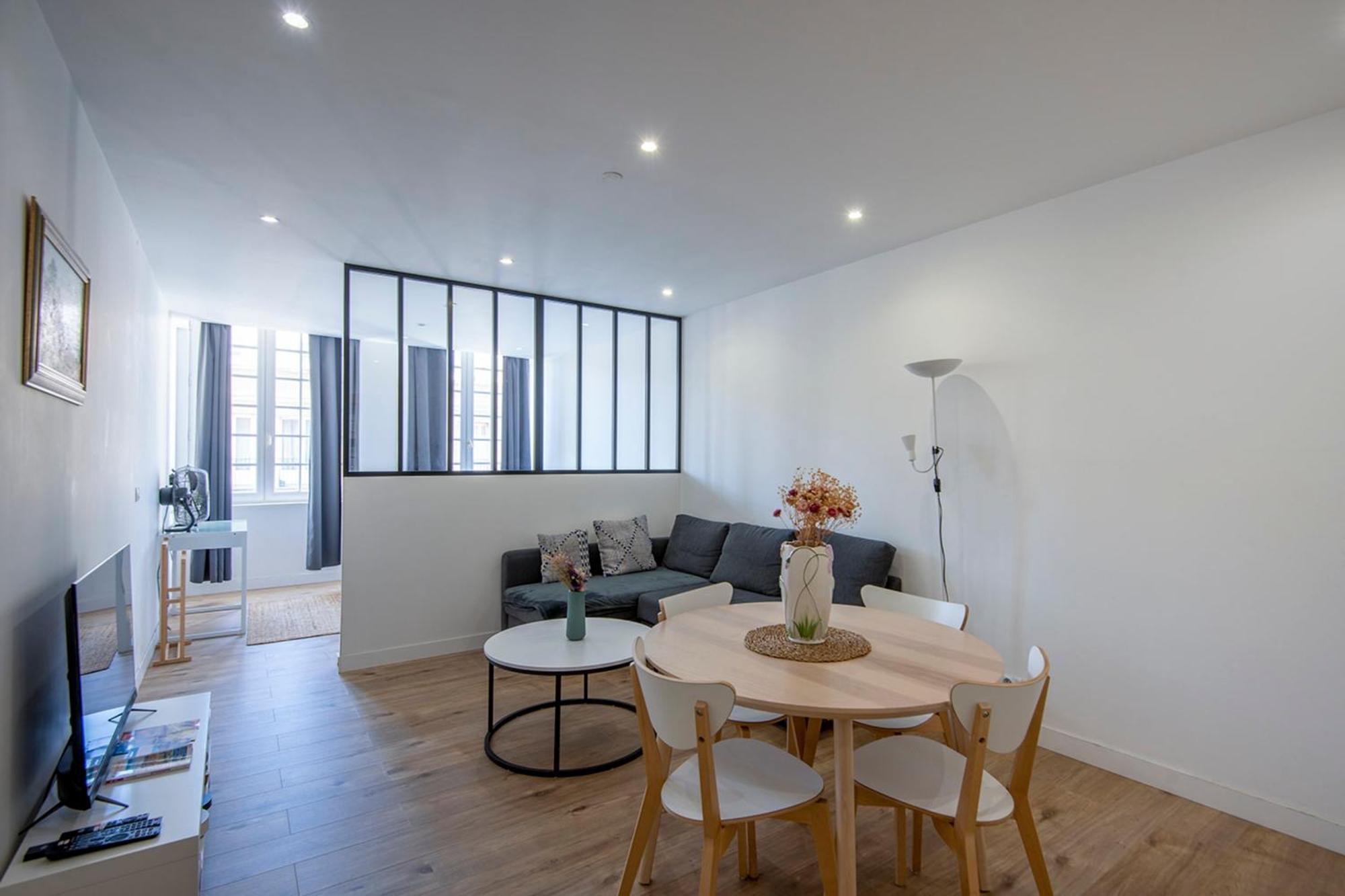 Superb 56 M Near Vieux-port And The Panier Apartment