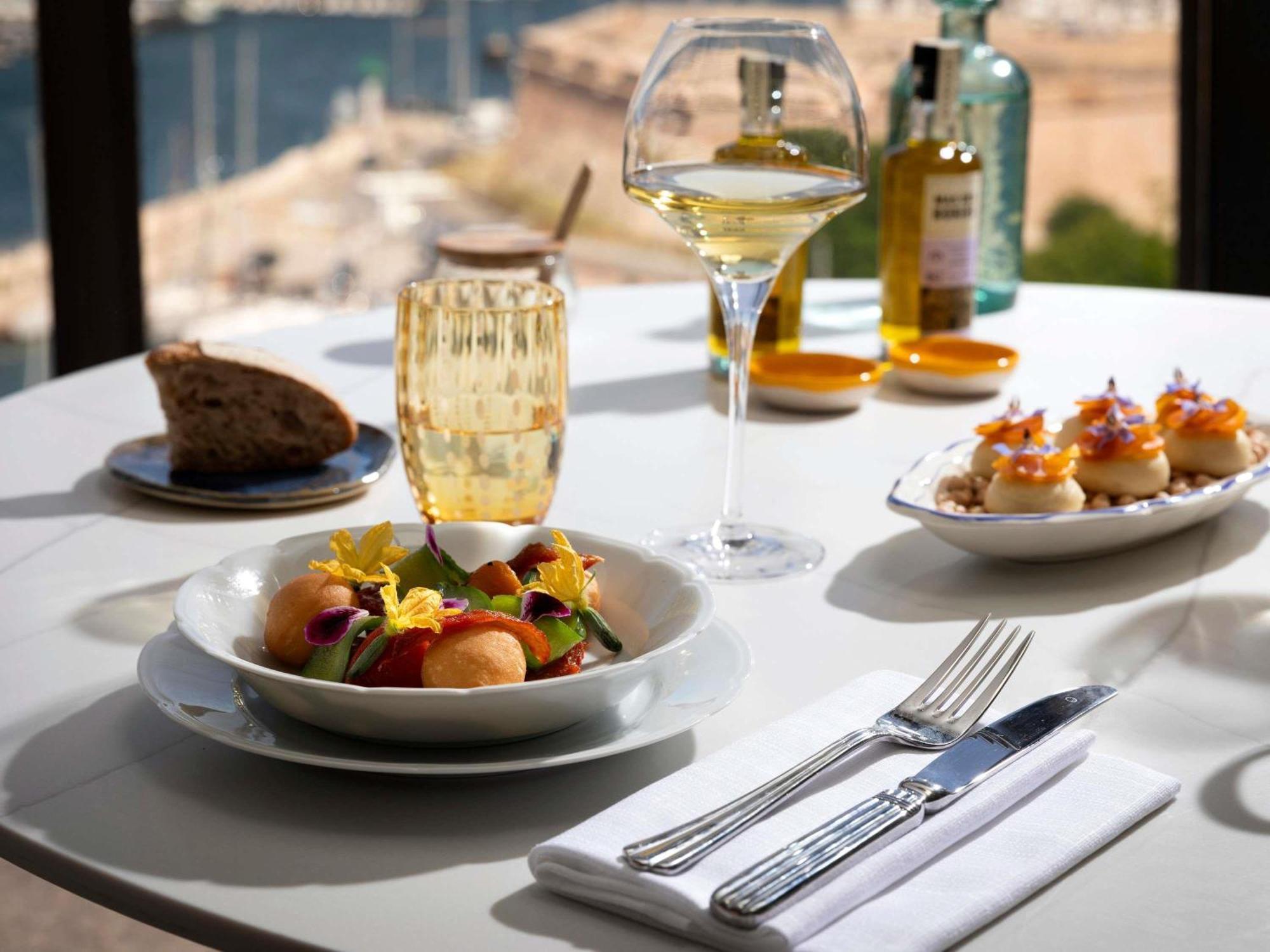 Sofitel Vieux-port Hotel Marsella