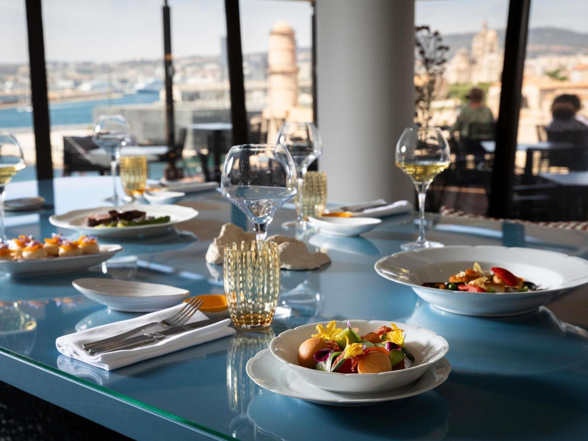 Khách sạn Sofitel Vieux-port