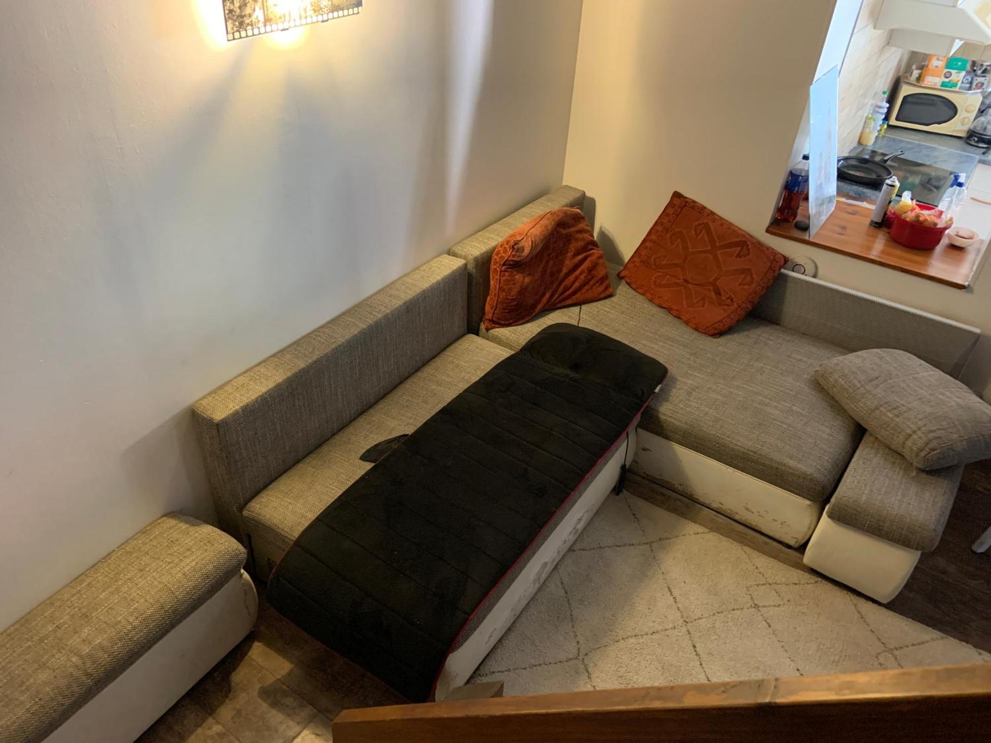 Holiday home Maison E Piscine Velodrome