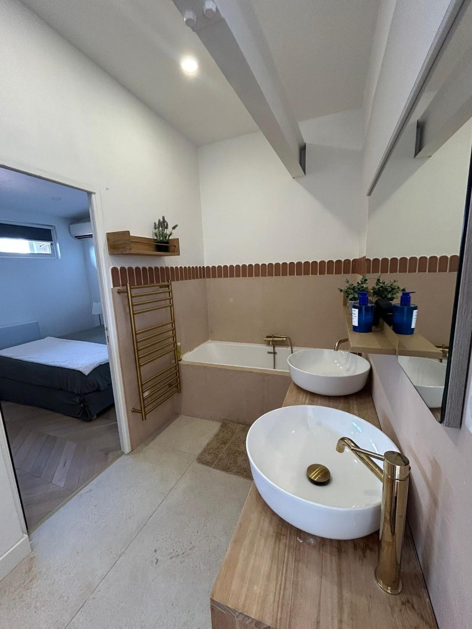 Duplex Avec Grande Terrasse Vieux Port Parking Gratuit *