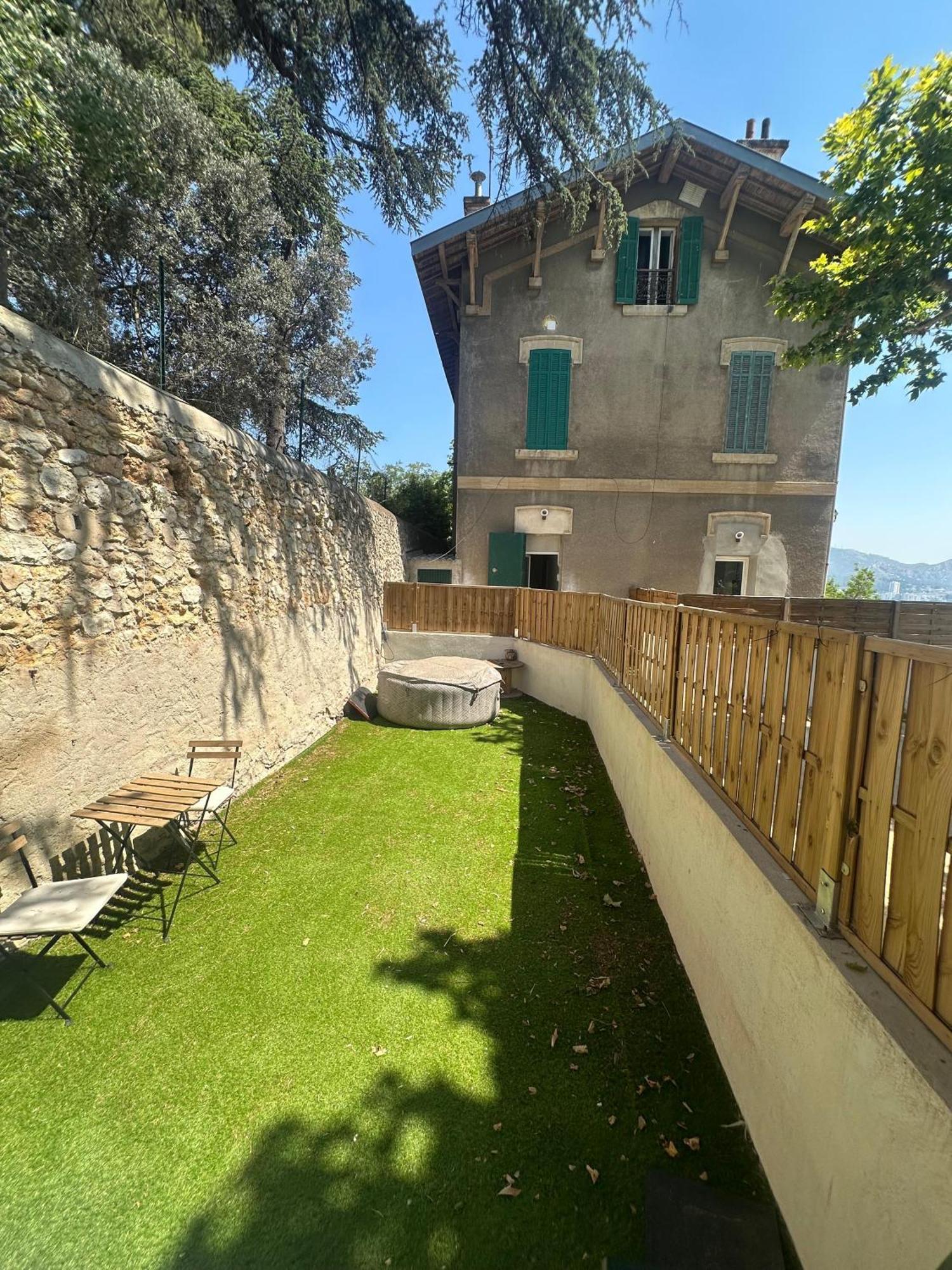 Holiday home Maison 8 T2 Jacuzzi Et Jardin *