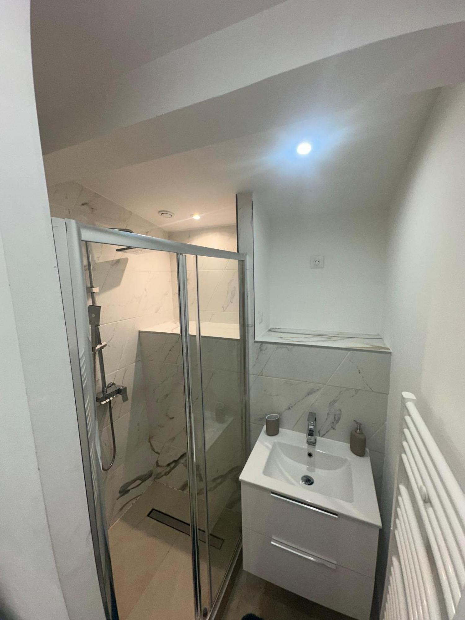 Maison 8 T2 Jacuzzi Et Jardin Holiday home *