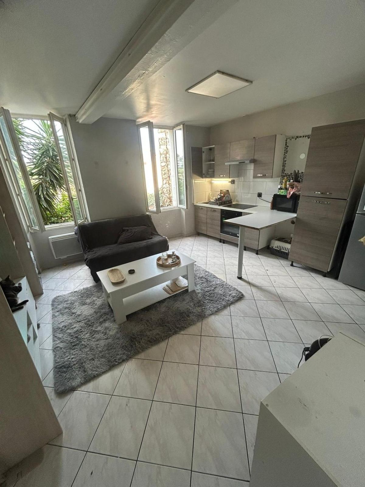 Cozy 4 Personnes Apartment *
