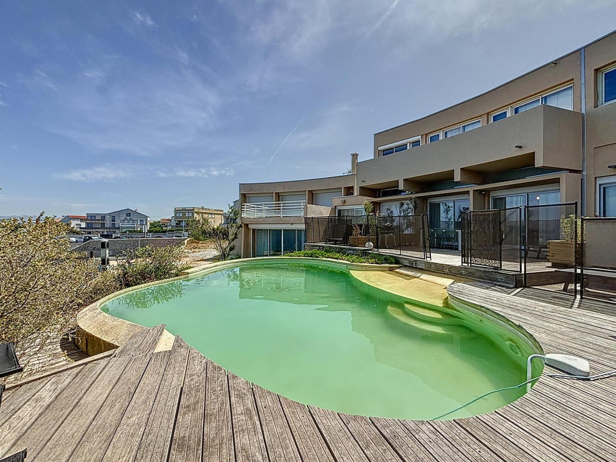 Maison Unique - Piscine Au Dessus De La - Les Freres De La Loc' Apartment