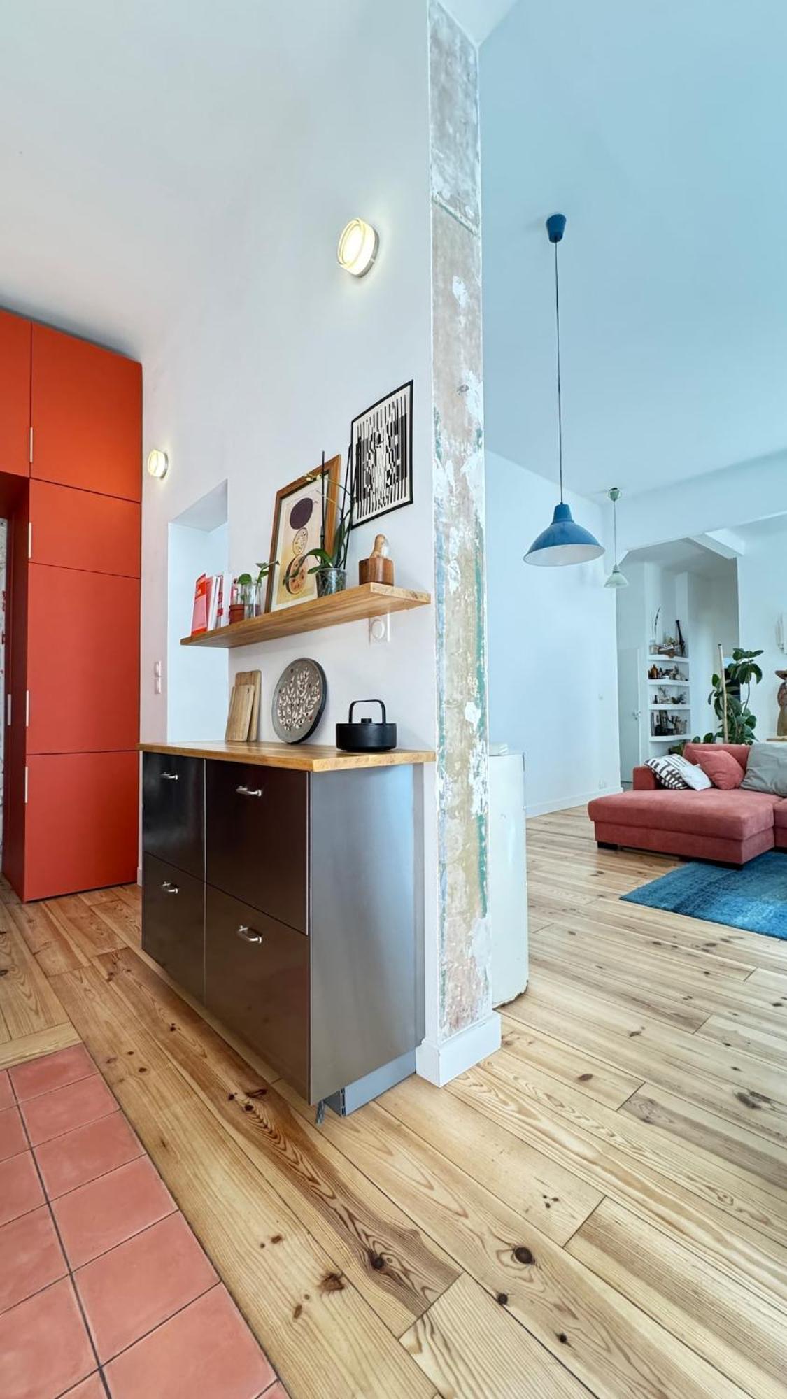 Refurbished 6-room Vieux Port Apartment *
