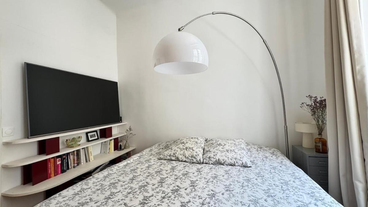 Refurbished 6-room Vieux Port *
