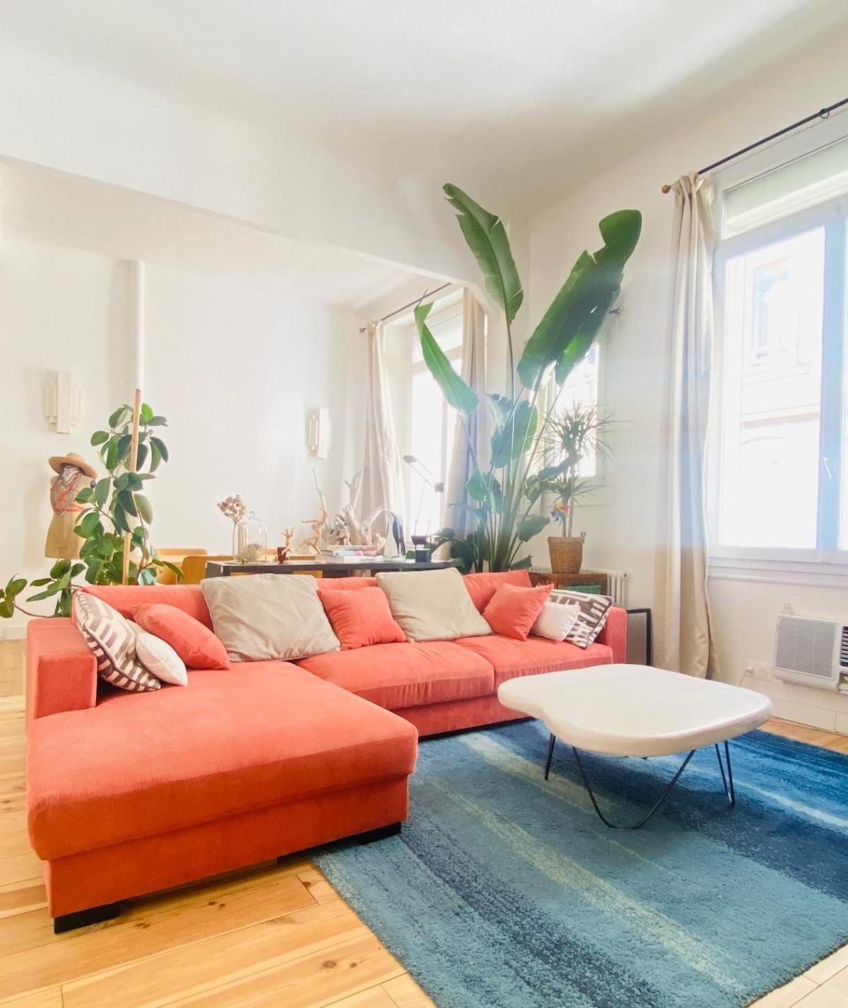 Apartment Refurbished 6-room Vieux Port Marseilles