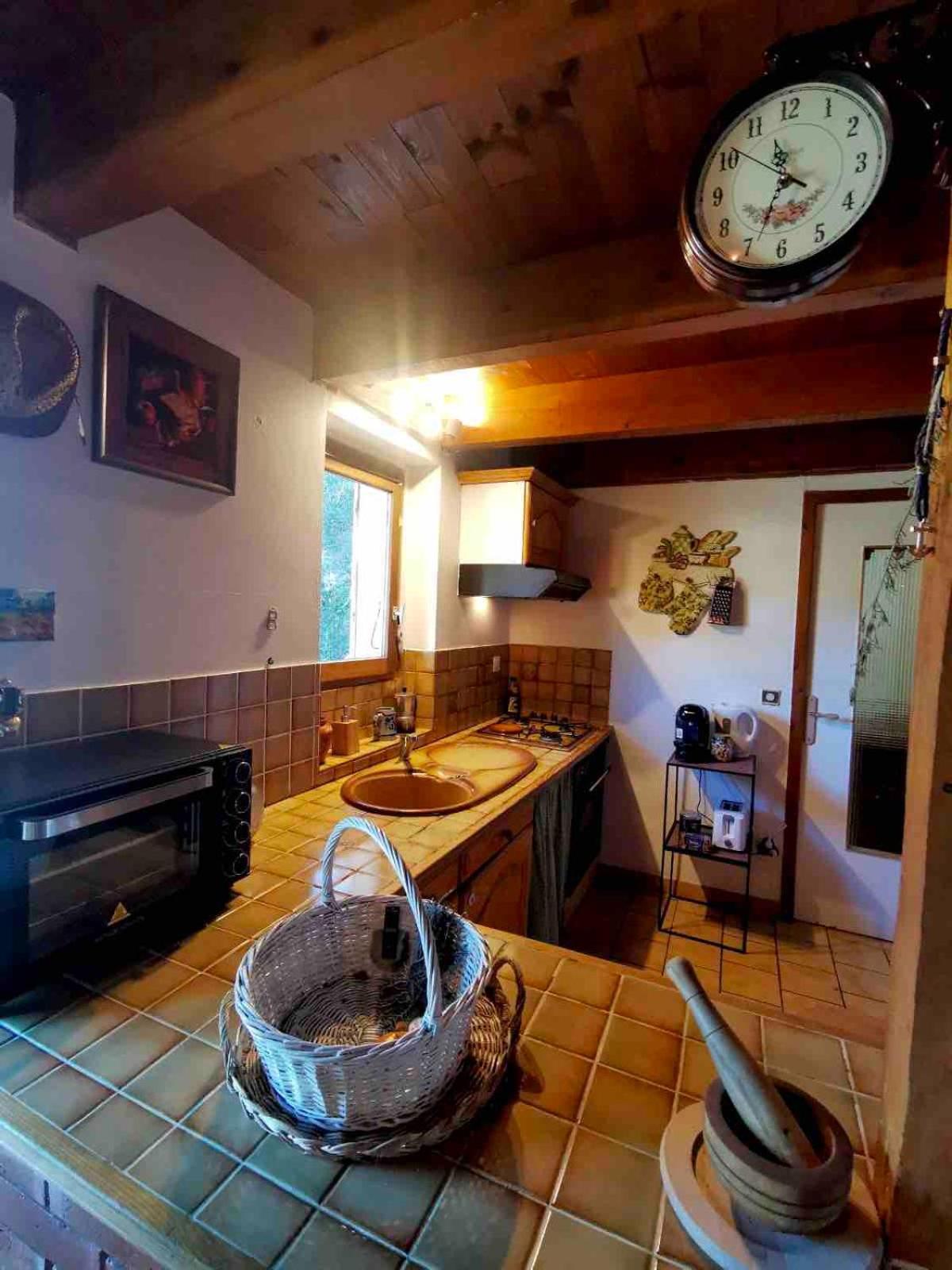Atypical Forest House With Jacuzzi *