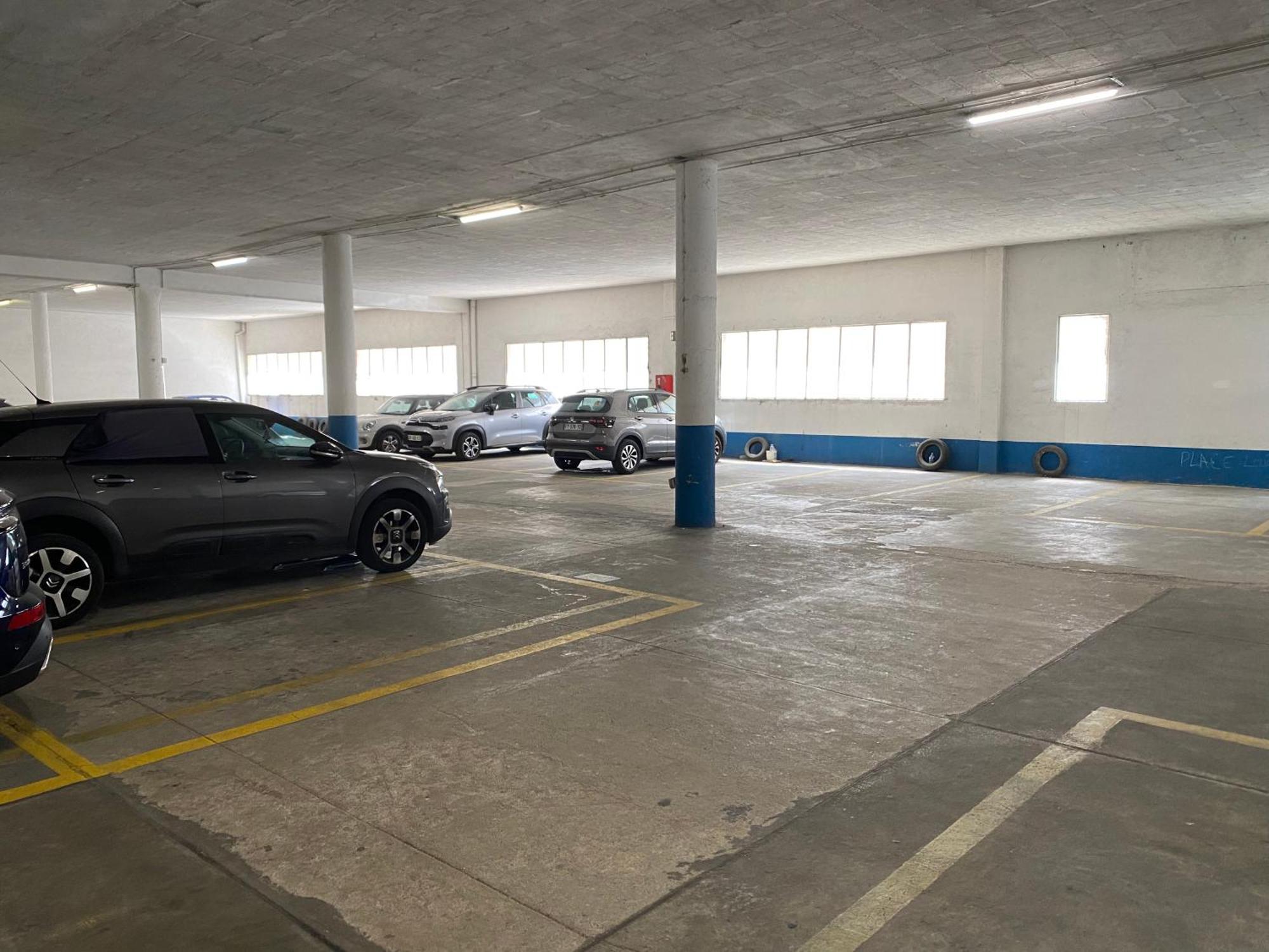 Flcbm - 50 M - Air Conditioning - Parking - 2 Bedrooms Căn hộ Marseille