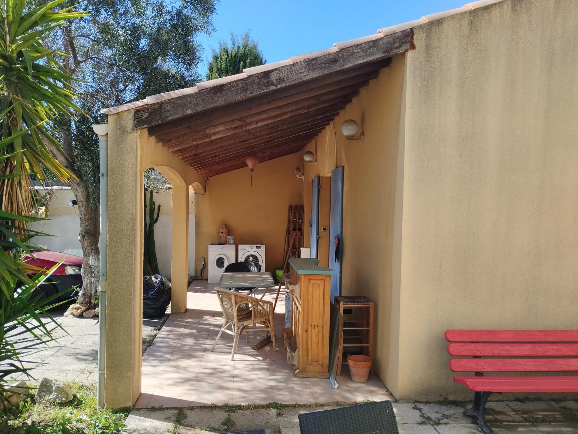 Holiday home Maison Au Calme A Marseille