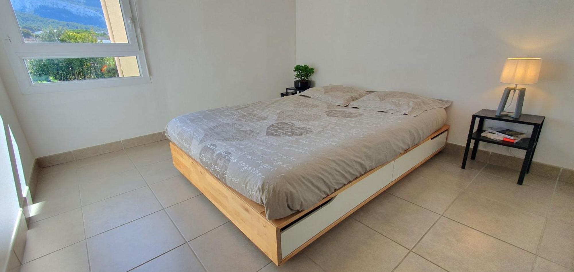 Apartment Stunning 1br Flat With Terrace View On Calanques Marseilles