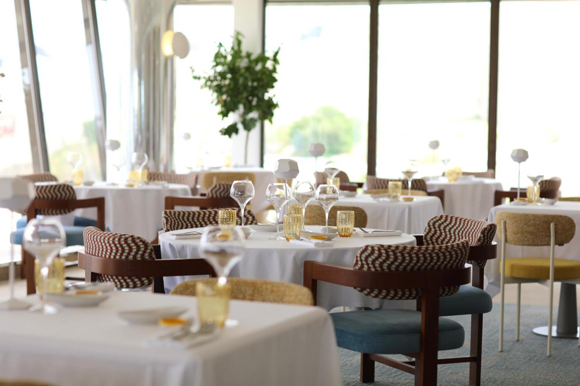 Khách sạn Sofitel Vieux-port Marseille
