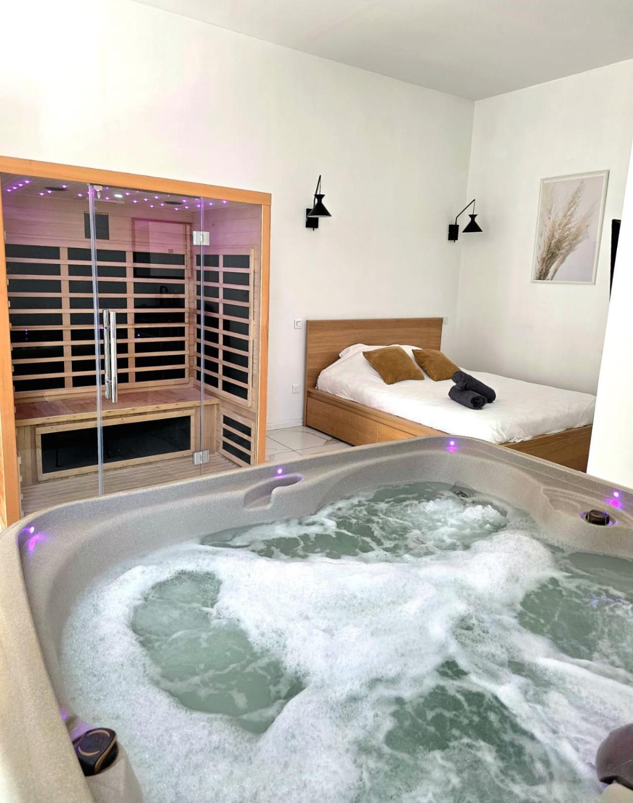 Apartment Jacuzzi Sauna Privatif Marseille
