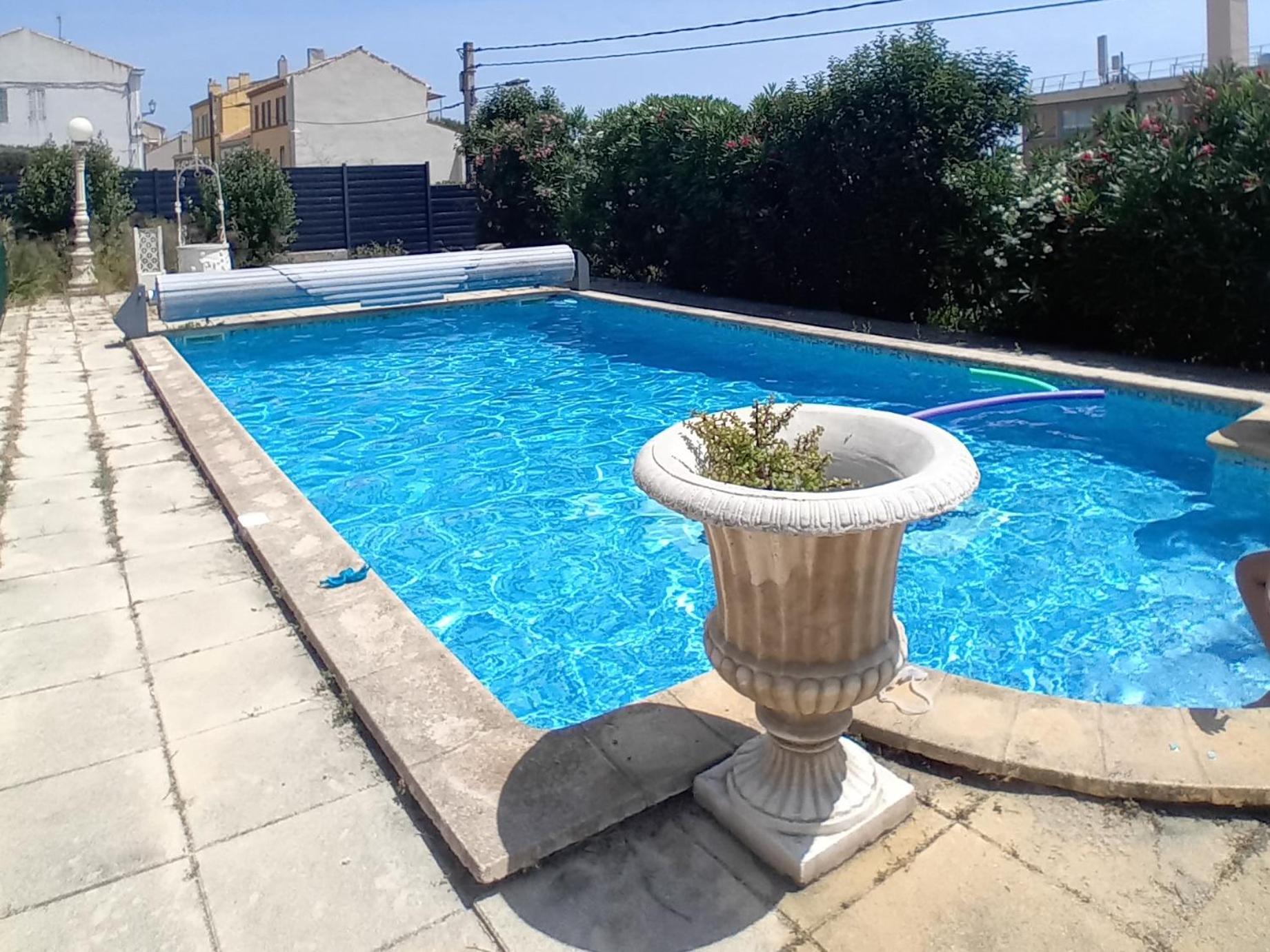 Bas De Avec Jardin Piscine Clim Proche Plages Calanques Apartment Marseille