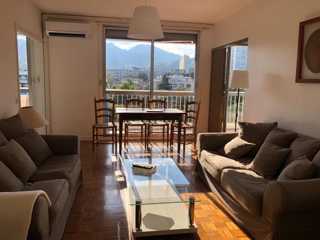 Apartment Le Devenson, 2 Chambres, Parking, Climatisation