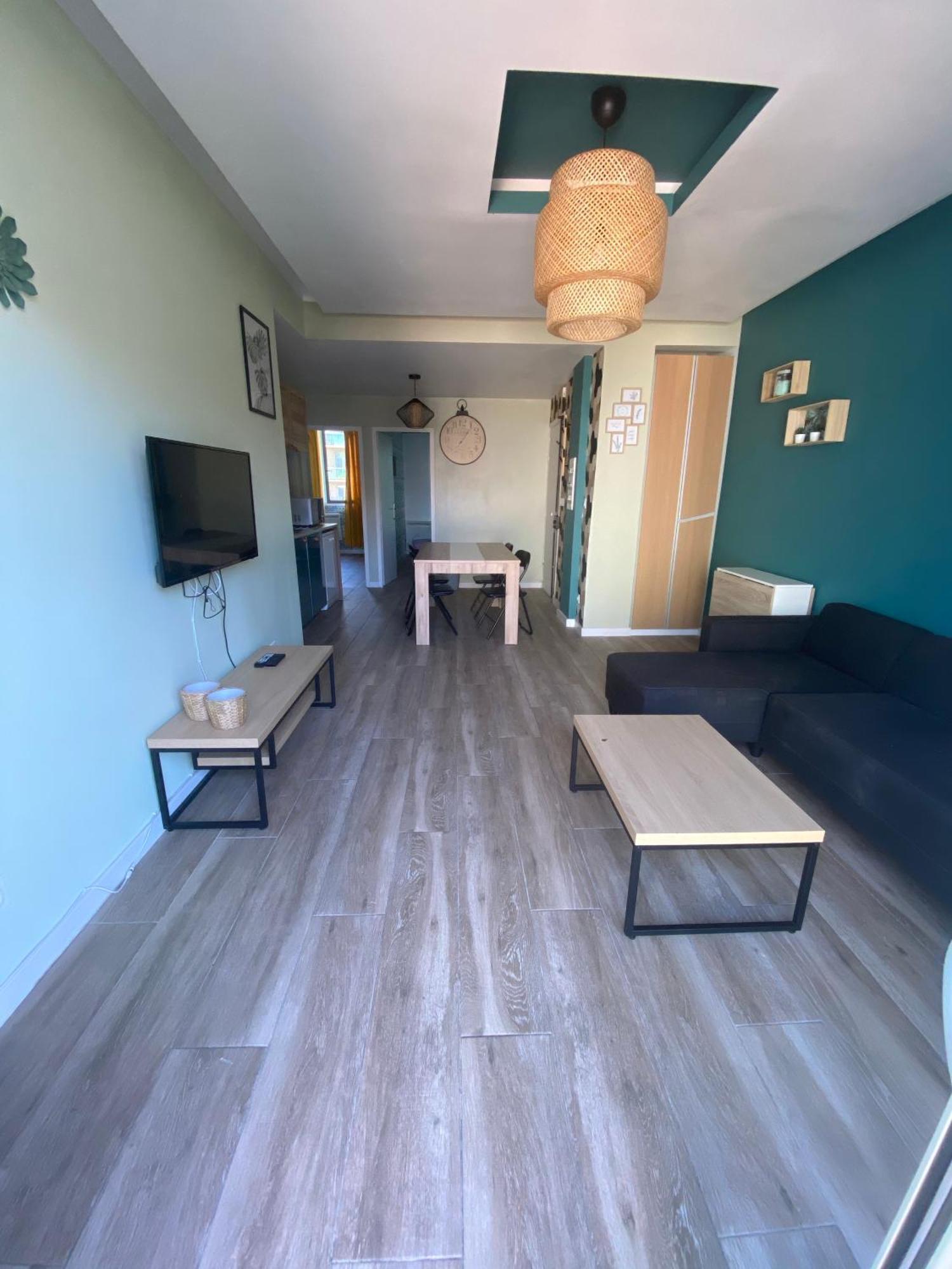 Decore 8p Timone, La Plaine Et *
